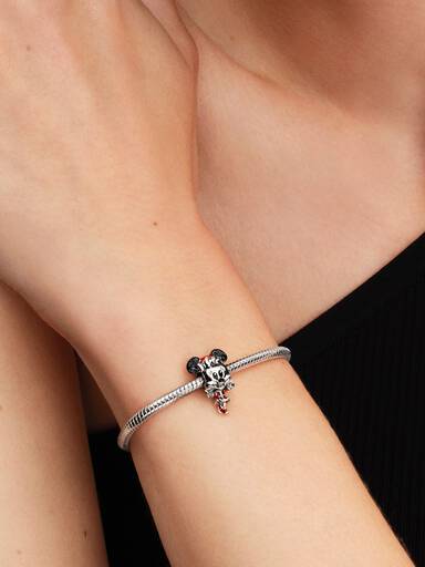 Disney Minnie Mouse Jul Charm