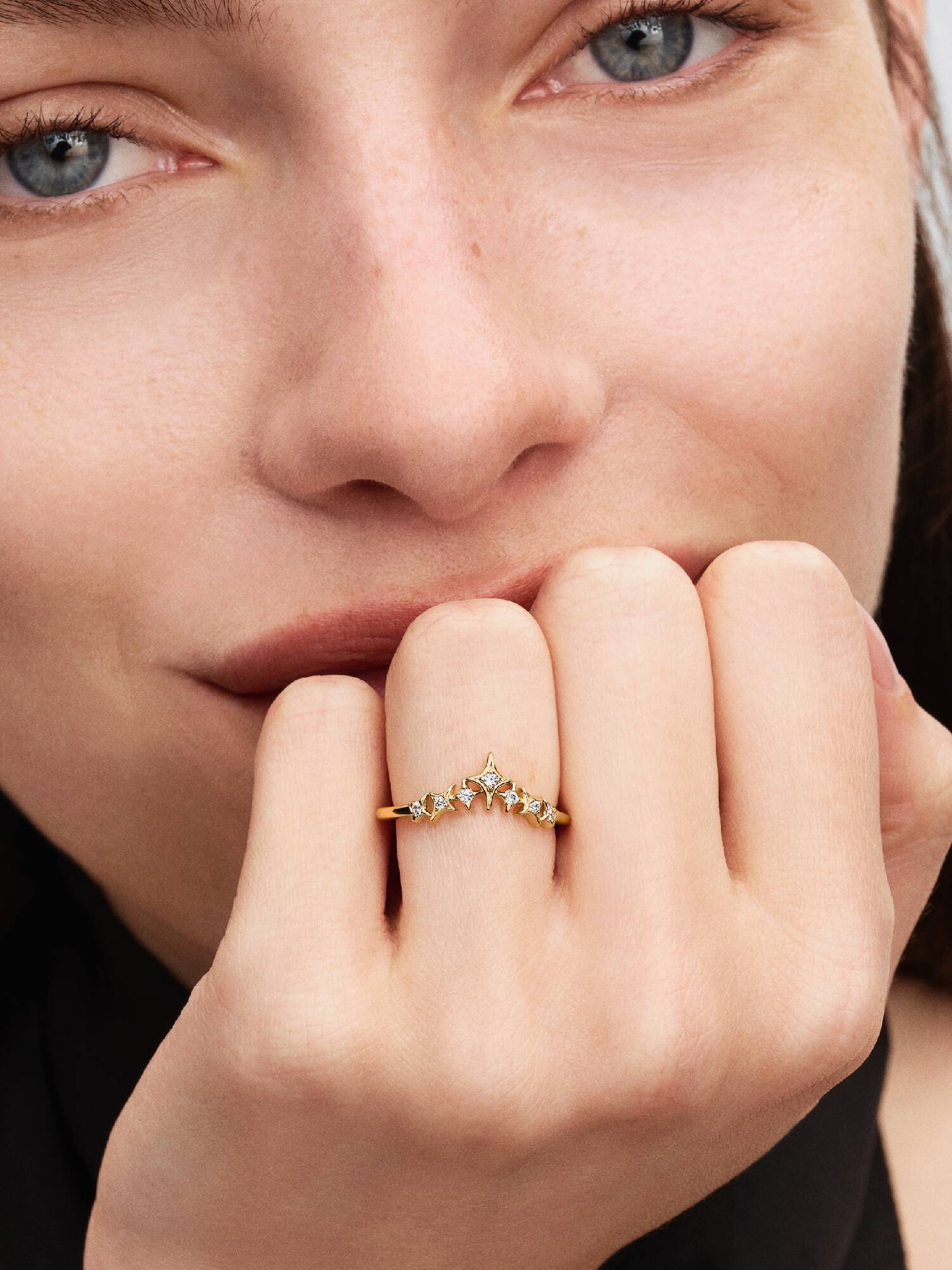 Tiara Stjerner Ring