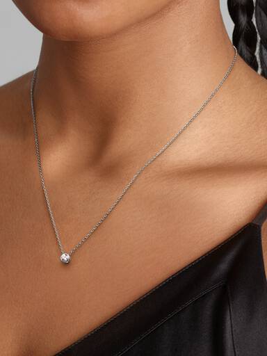 Pandora Era bezel halskæde i sterlingsølv med vedhæng og laboratorieskabt diamant