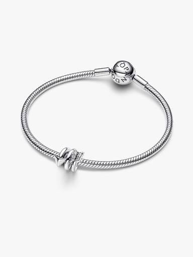 Snoet Pil Charm