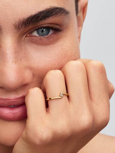 Delt Solitaire Ring