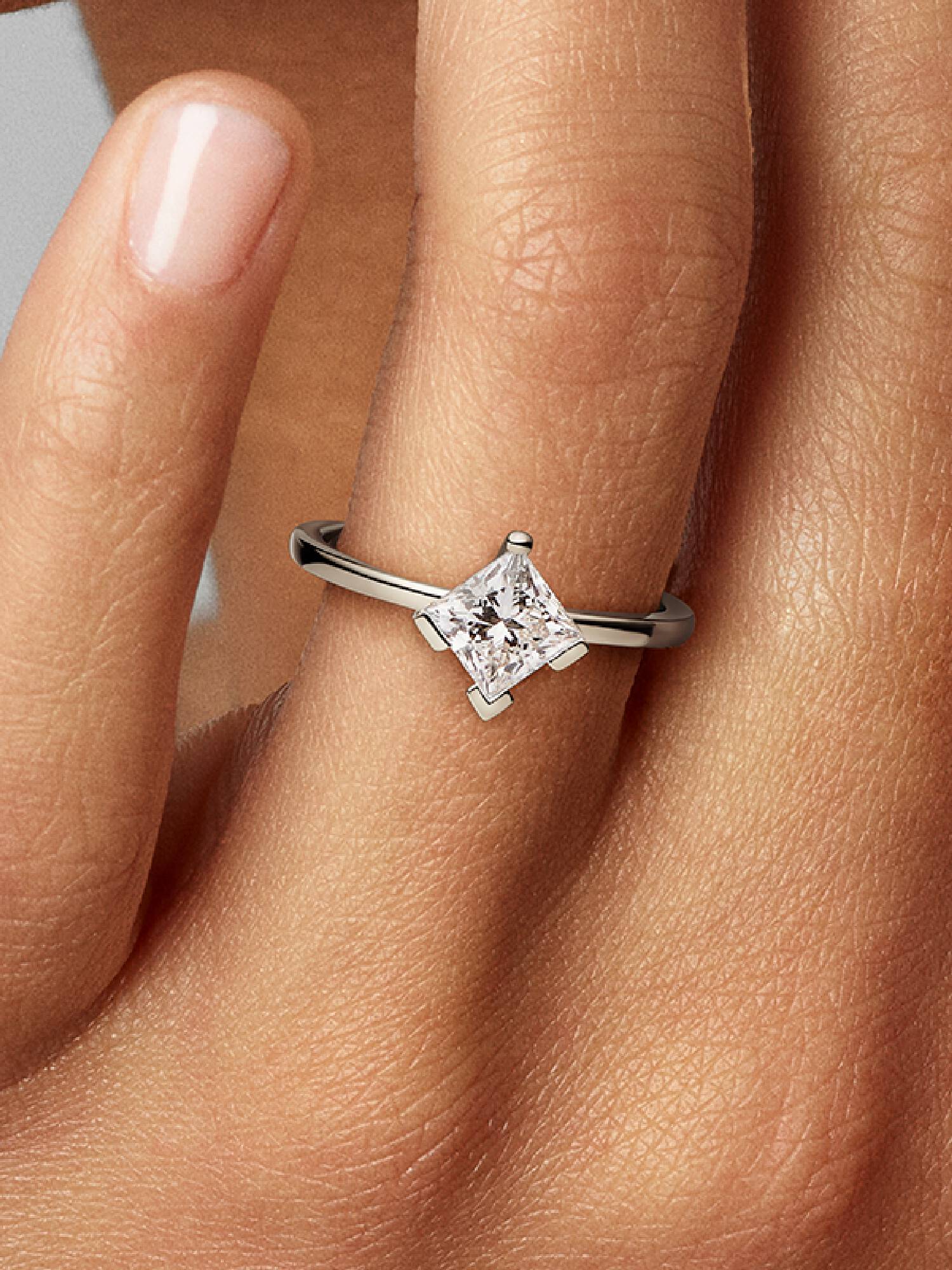 Pandora Nova ring i 14 kt. hvidguld med laboratorieskabt diamant