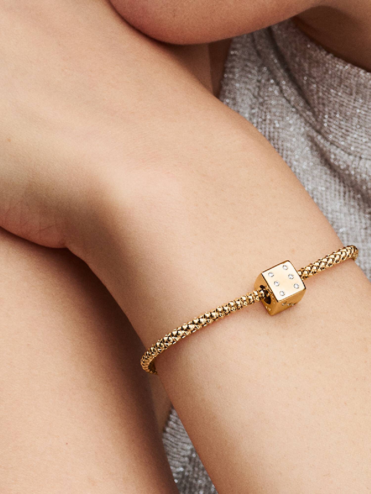 Glitrende Terningecharm