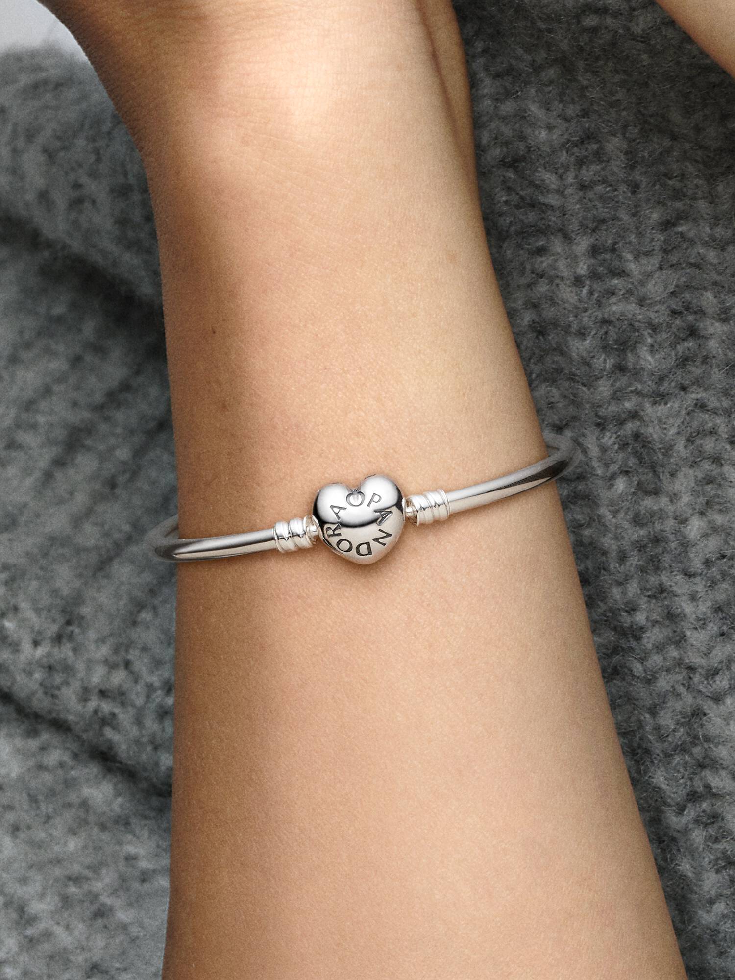 Pandora Moments Armring med Hjertelås