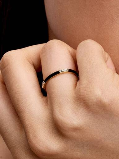 Sort Emalje & Sten Ring