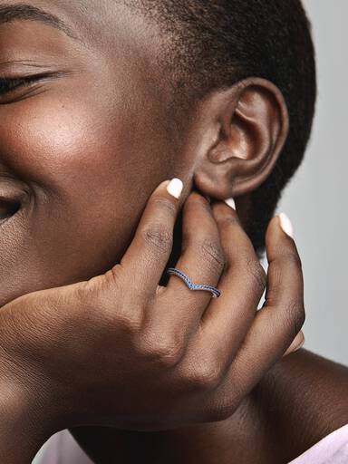 Pandora Timeless Wish Funklende Blå Ring