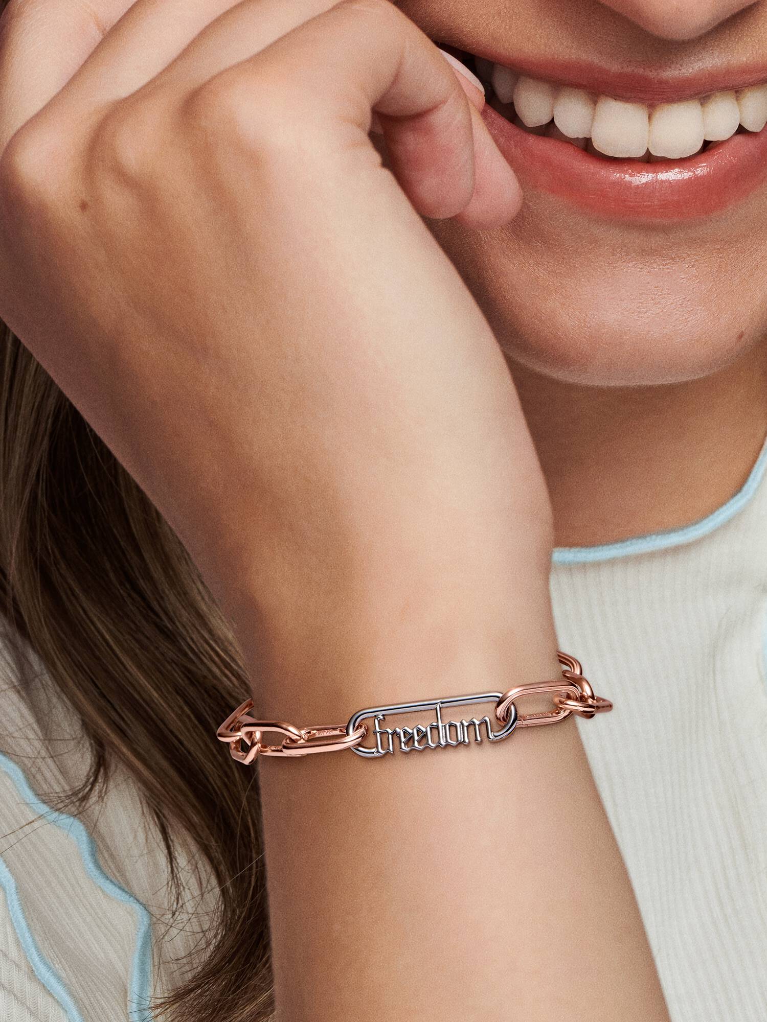 Pandora ME Styling Freedom Word Link