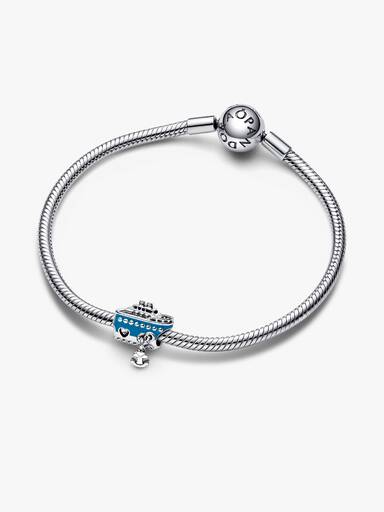 Forankret Krydstogtskib Charm