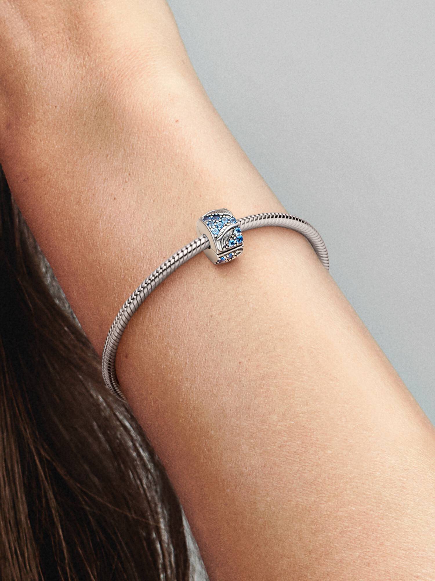 Buet Fjer & Pavé Klemmeled
