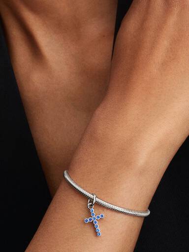 Kors Charm med vedhæng