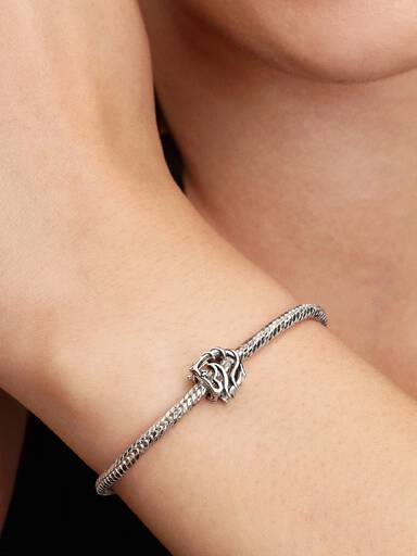 Hest Openwork Charm