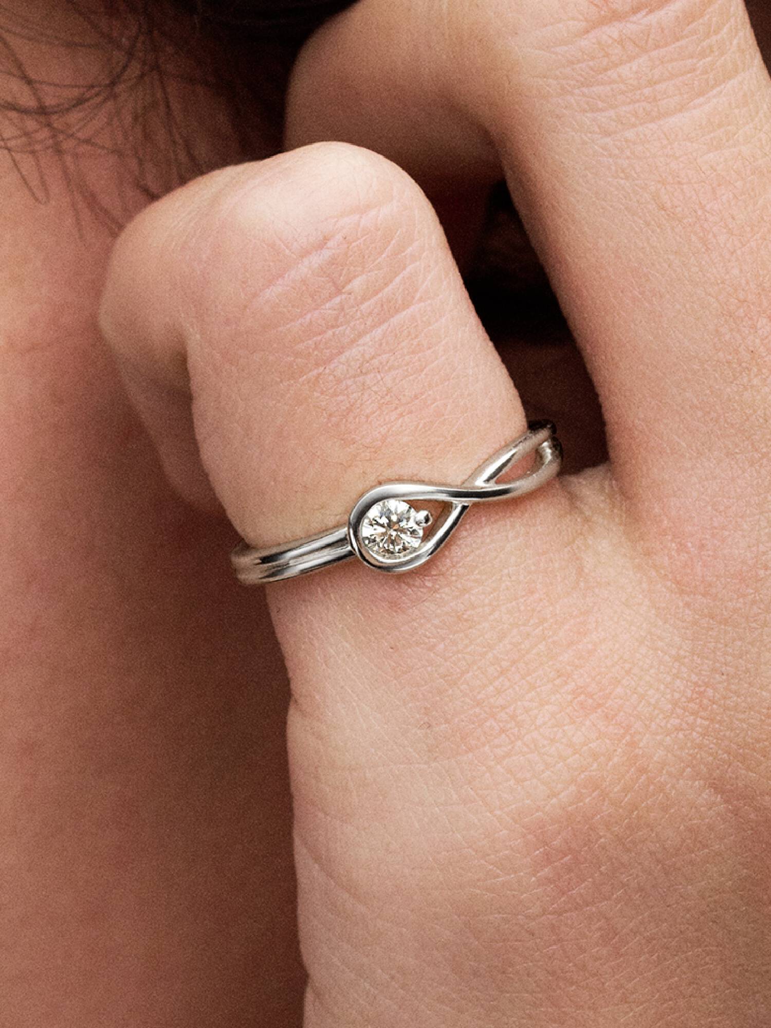 Pandora Infinite ring i sterlingsølv med laboratorieskabt diamant
