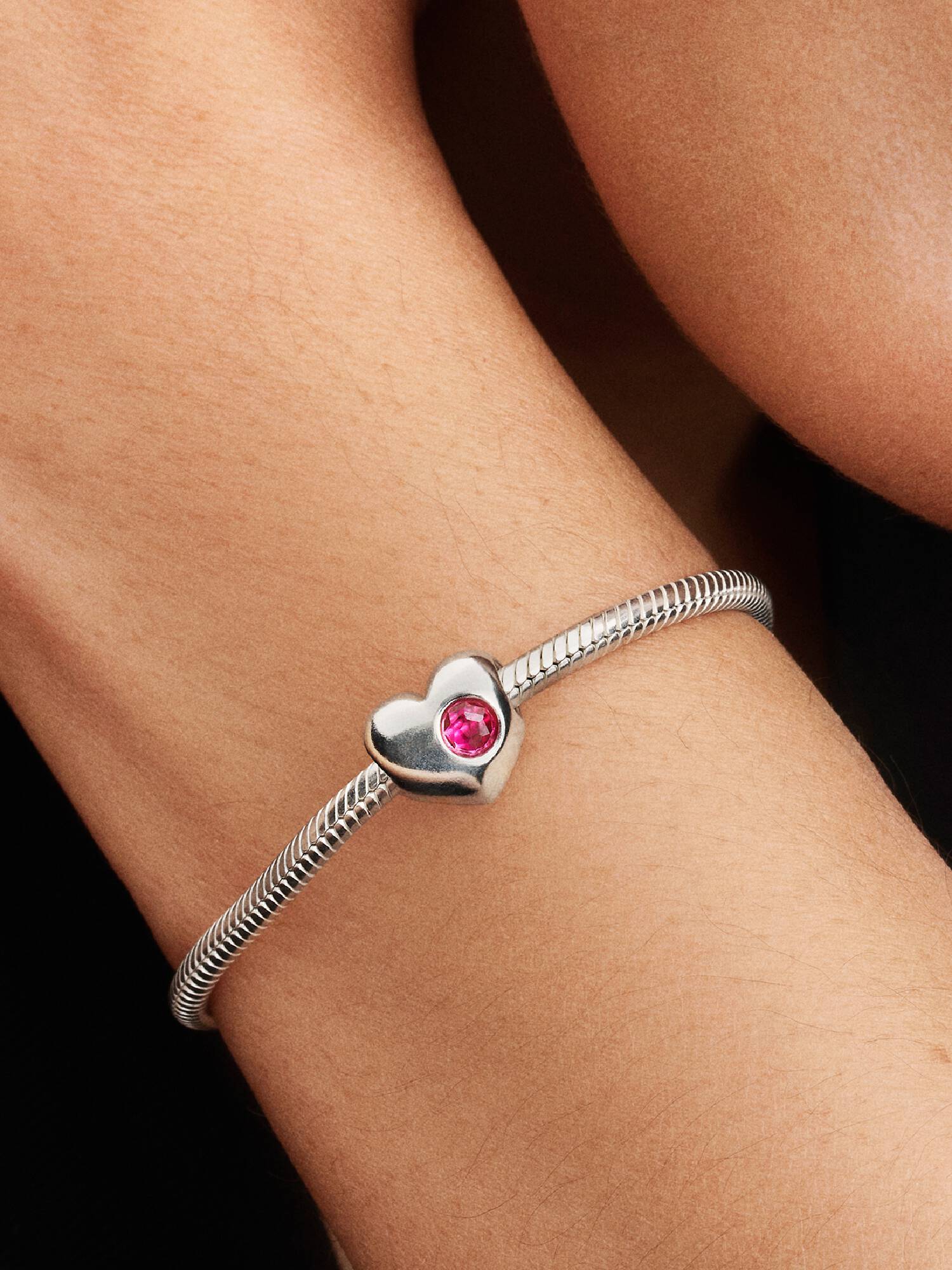 Hjertecharm med Pink Sten