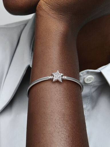Pandora Moments Slangekædearmbånd med Asymmetrisk Stjernelås