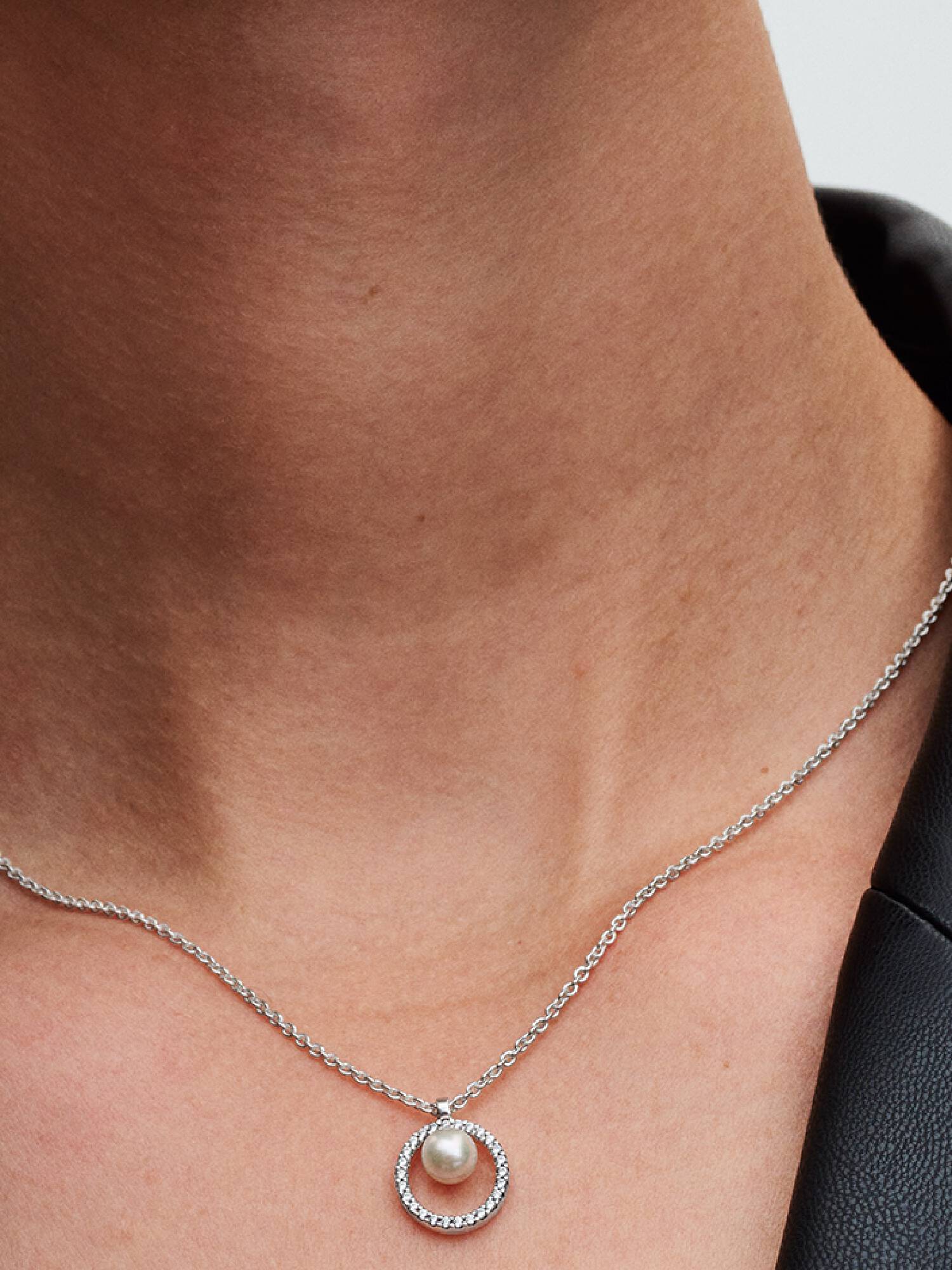 Behandlet Ferskvandskulturperle & Pavé Collier-Halskæde