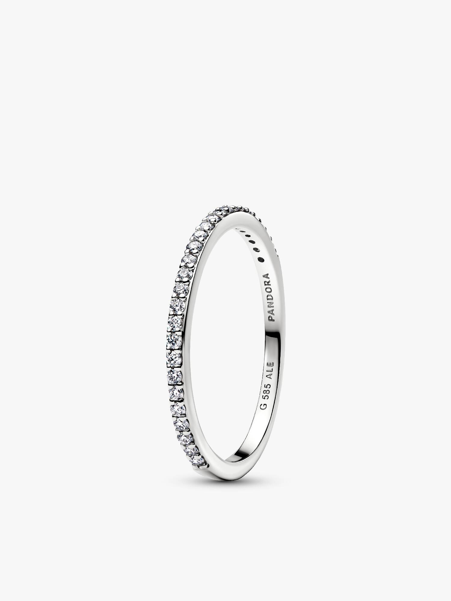 Pandora Era Ring med Halvt Evighedspavébånd og laboratorieskabte diamanter