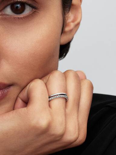 Ring med dobbeltbånd