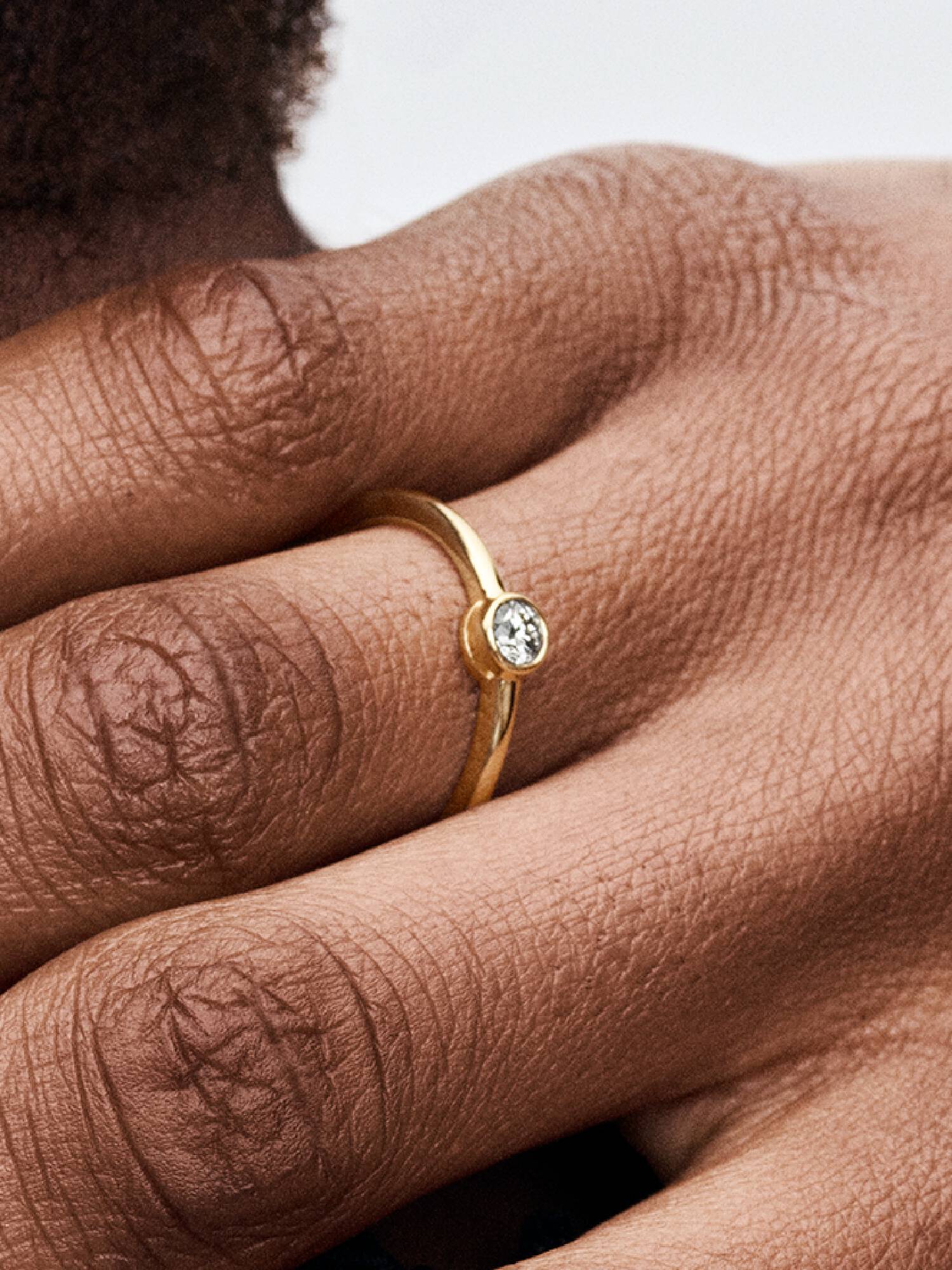 Pandora Era bezel ring i 14 kt. guld med laboratorieskabt diamant