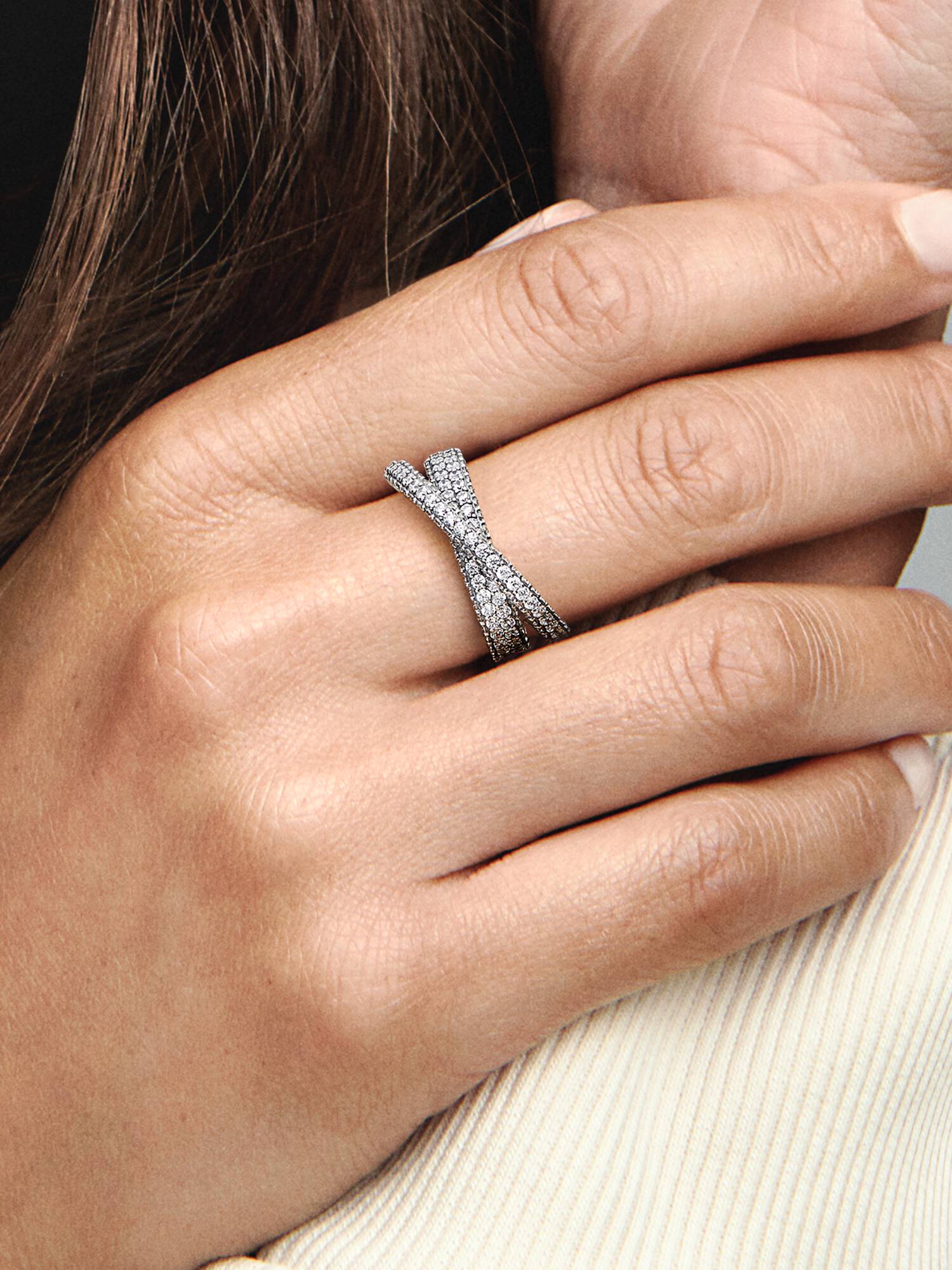 Pandora Timeless Pavé Crossover Dobbelt Båndring