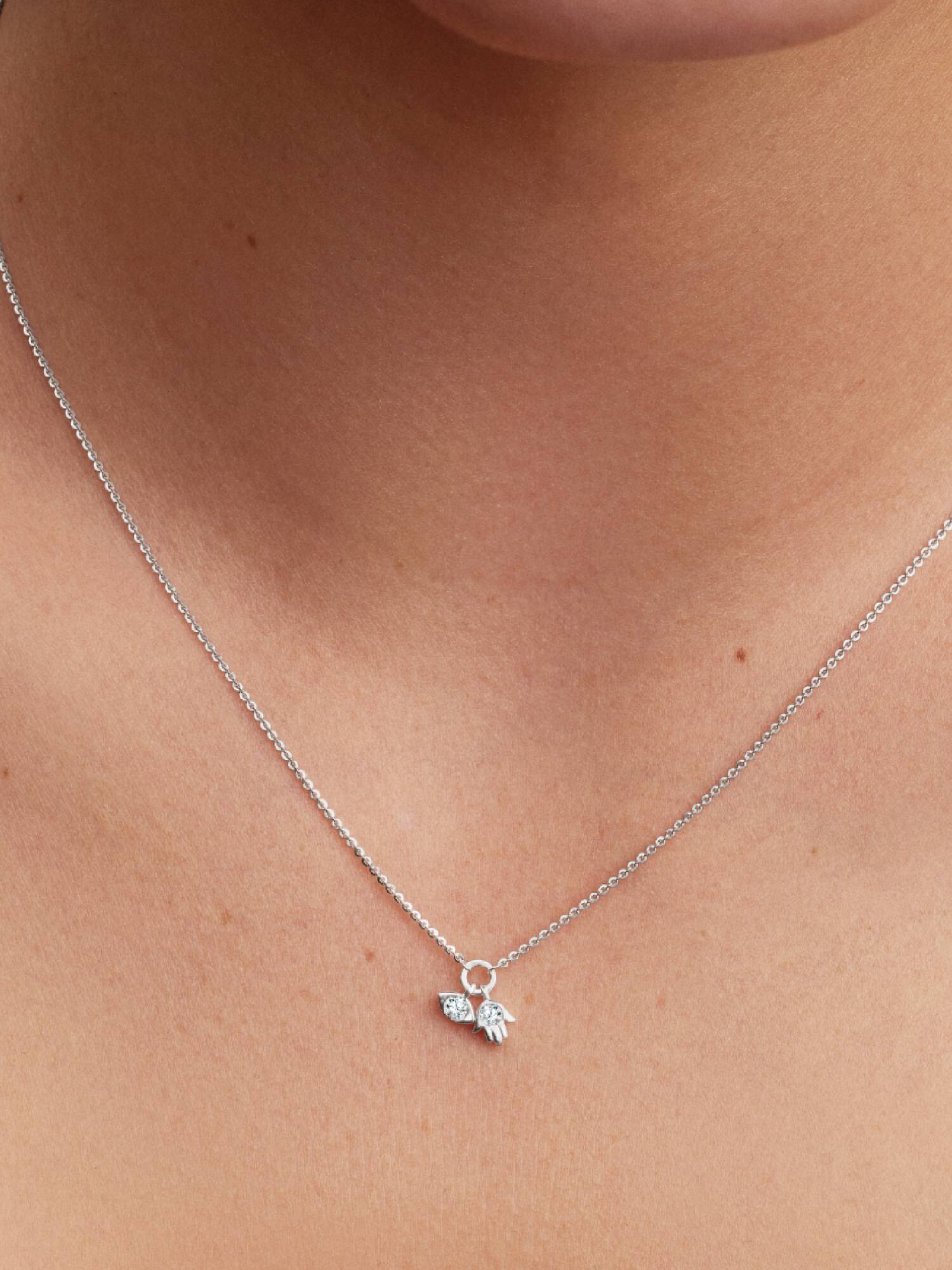 Pandora Talisman halskæde i sterlingsølv med vedhæng med ondt øje og hamsas hånd med laboratorieskabte diamanter
