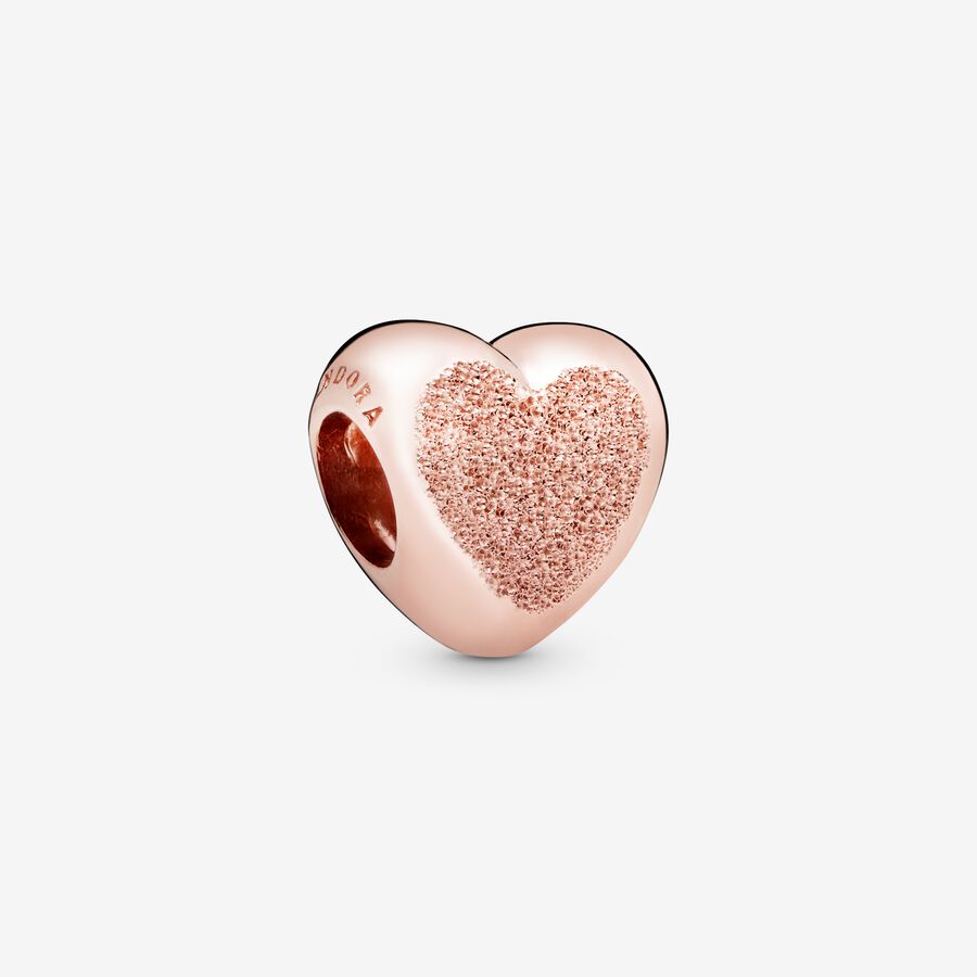 Heart charm in diamond-pointed Pandora Rose image number 0